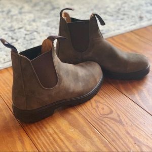 Blundstone, brand new.